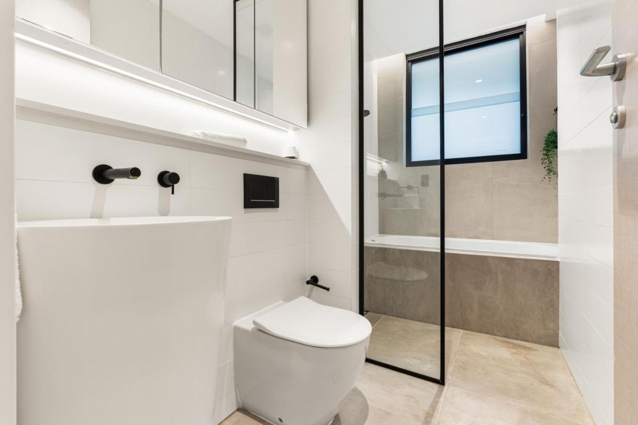 סידני Modern 1Br Abode With Courtyard Steps To The Beach מראה חיצוני תמונה